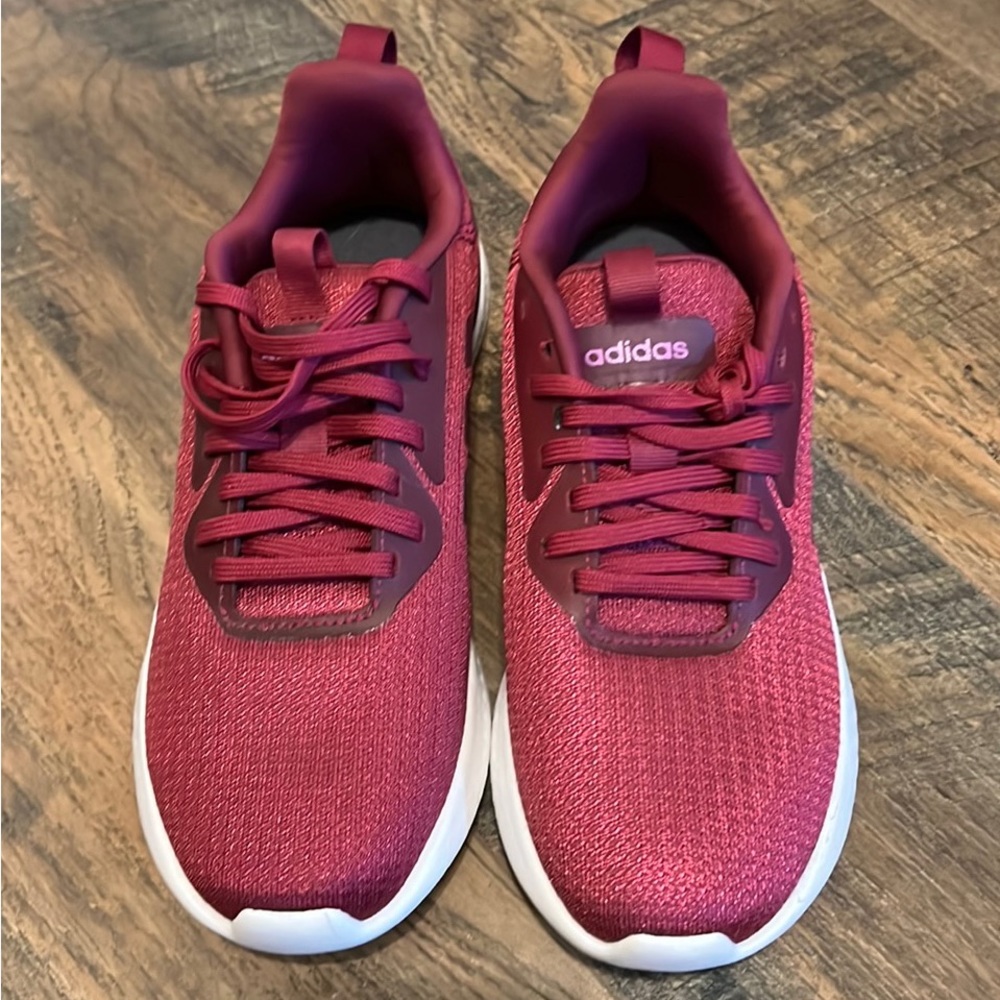 ADIDAS SIZE 3 GIRLS TENNIS SHOES